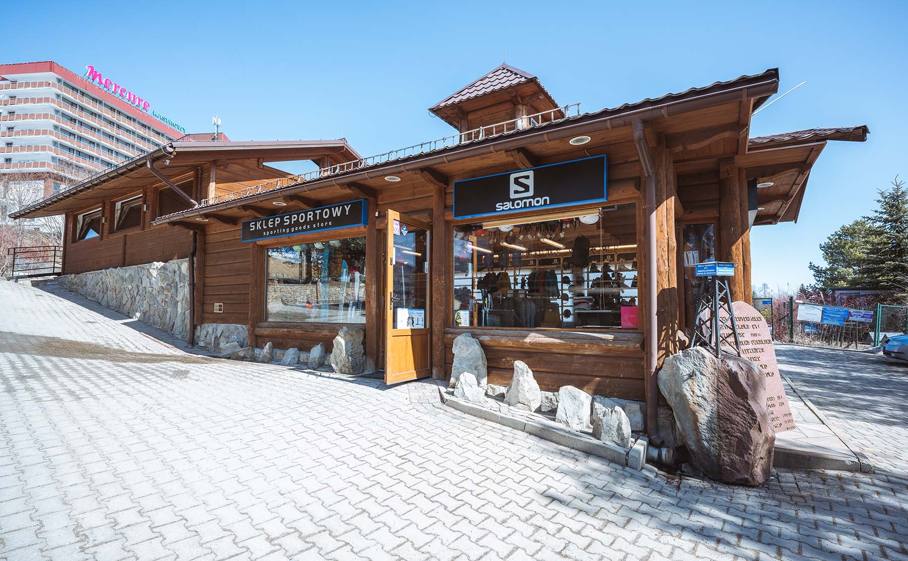 zimowy sklep sportowy salomon zakopane wypożyczalnia odzieży narciarskiej i snowboard